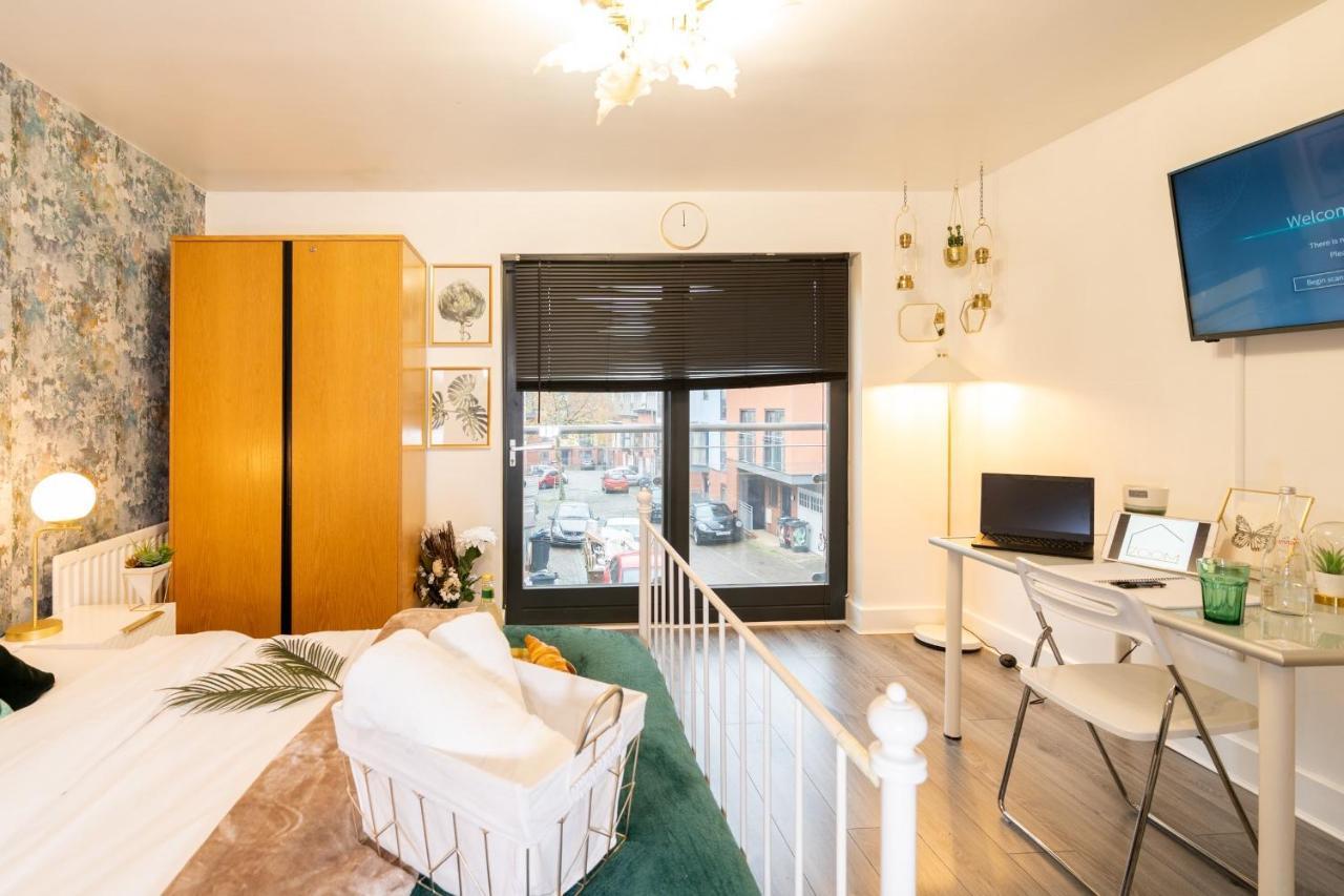 Luxe Place - Netflix & Workspace For 6 Birmingham Kültér fotó
